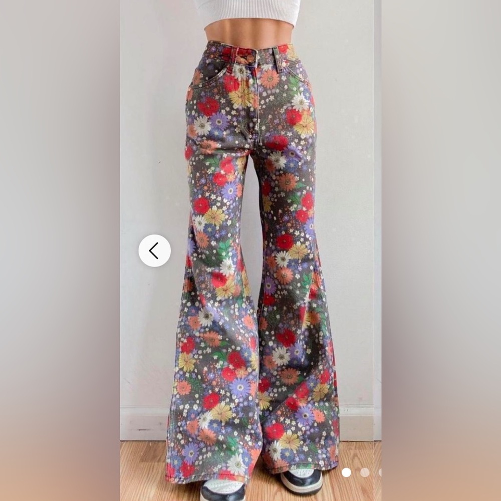 Free People x Wrangler Floral Wide Leg Jeans size 32x34